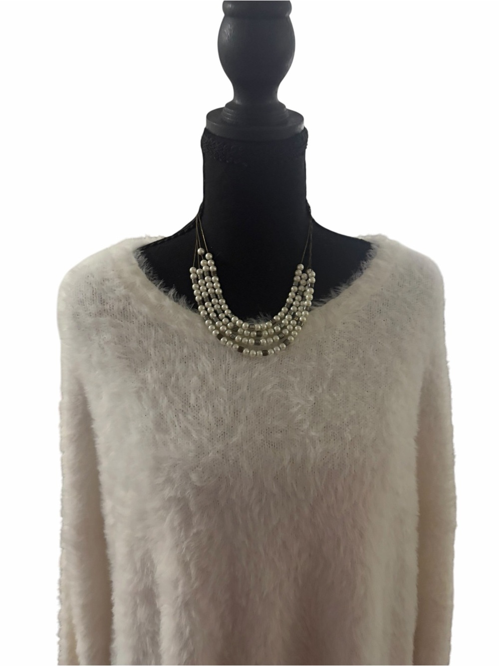 Bella Dahl Ivory Fuzzy Eyelash Knit Pullover Crewneck Sweater